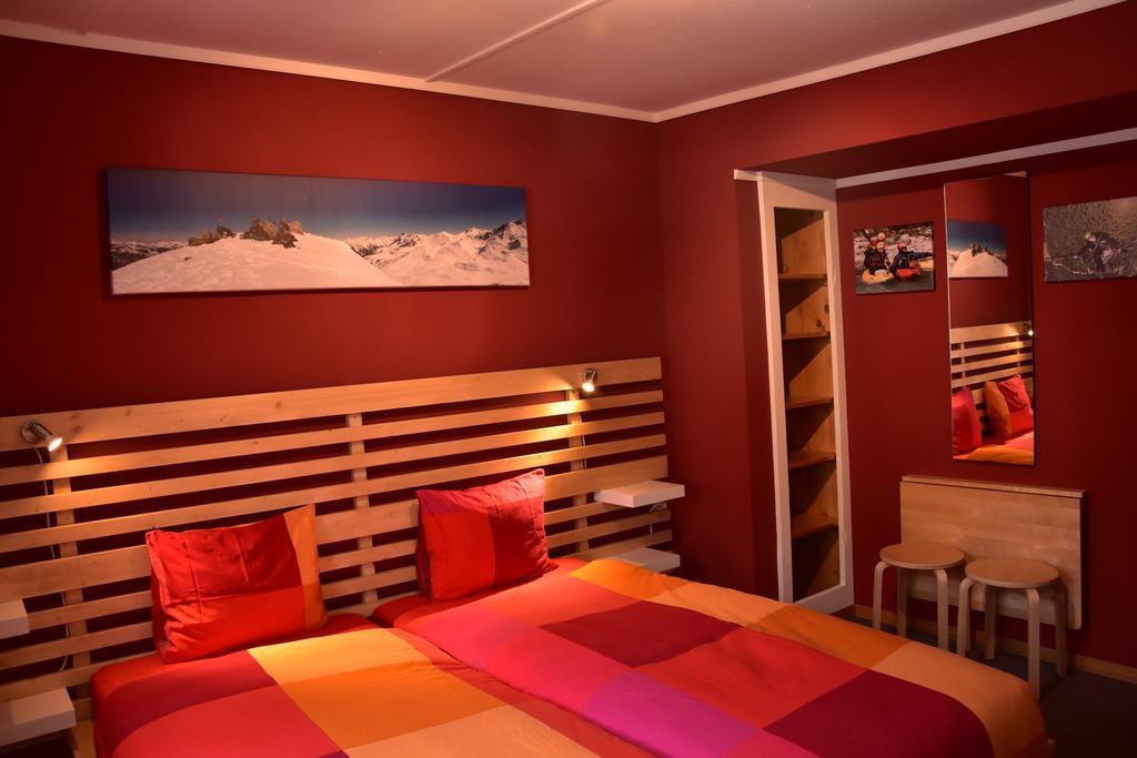 Hostel Adventure *